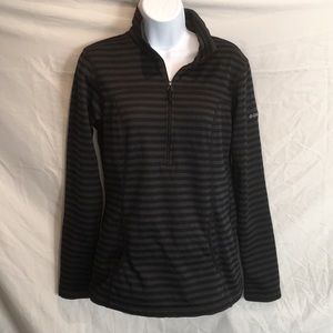 Women’s Columbia polyester half zip pull over